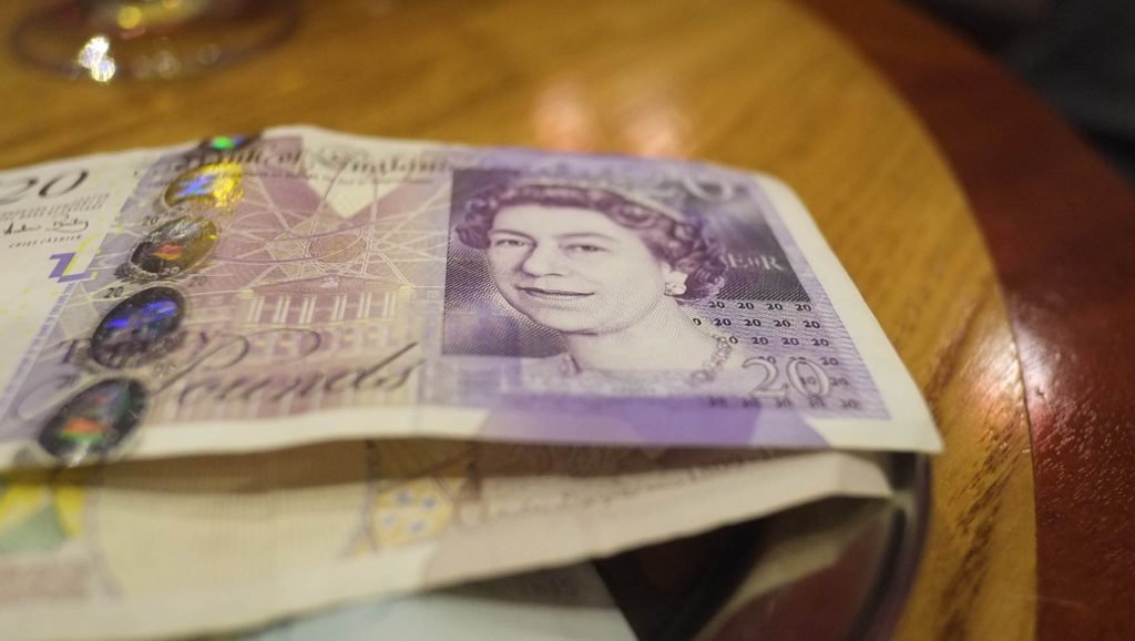 Sterlin (Pound)