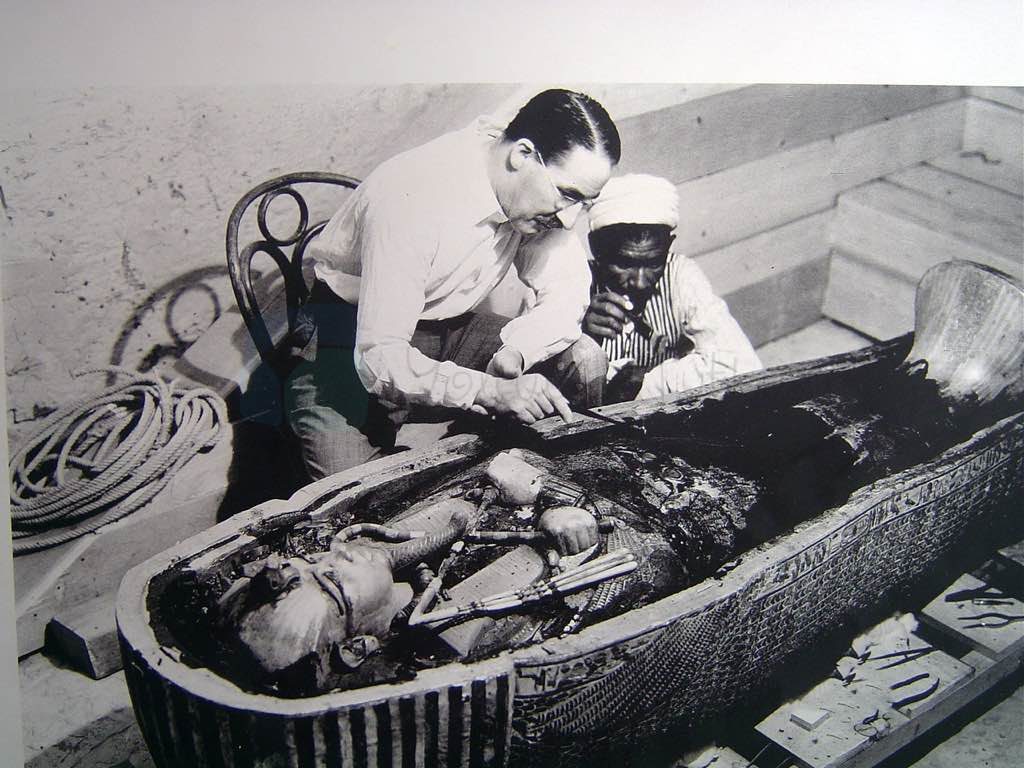 Tutankhamun'un Mezarının bulunduğu ve ilk girildiğinde çekilen fotoğraflar.