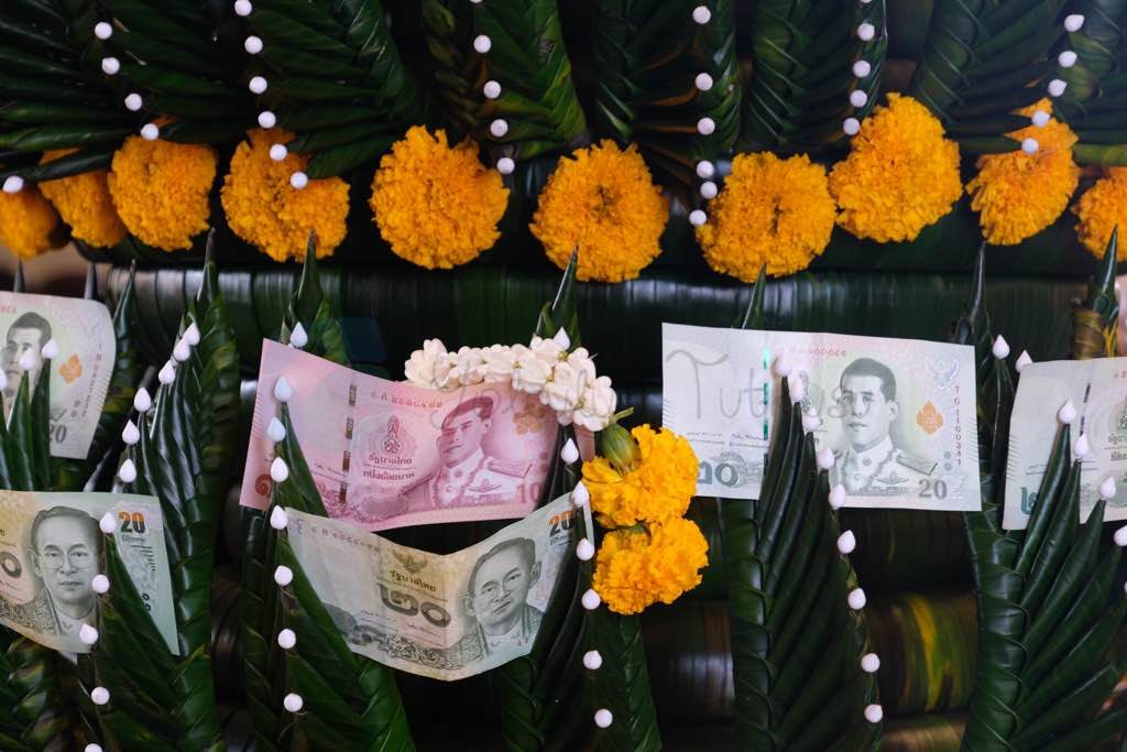 Bangkok Wat Traimit'in diğer adı Altın Buddha Tapınağı