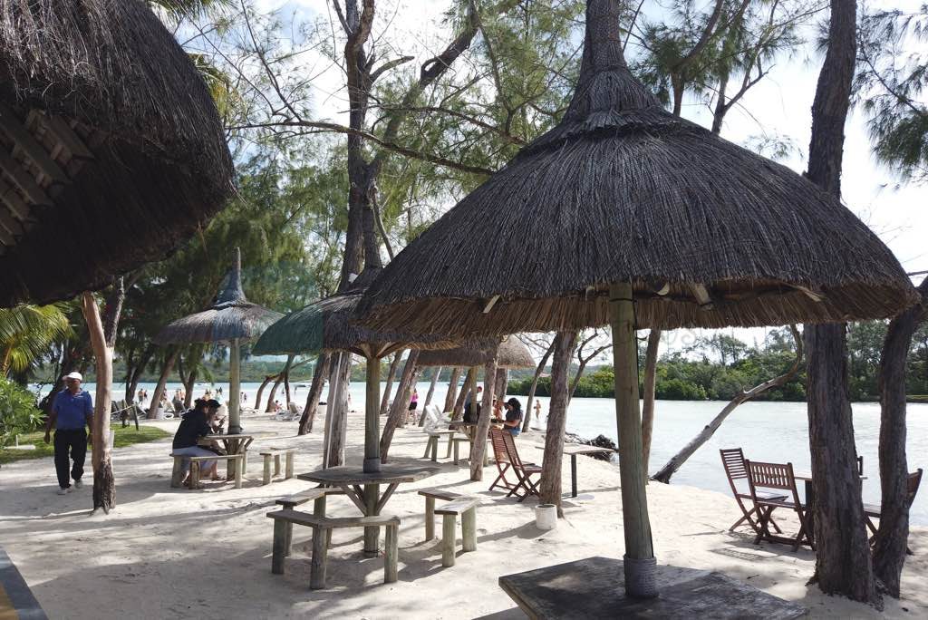 Ile Aux Cerfs adası katamaran turu Mauritius için önemli bir aktivite