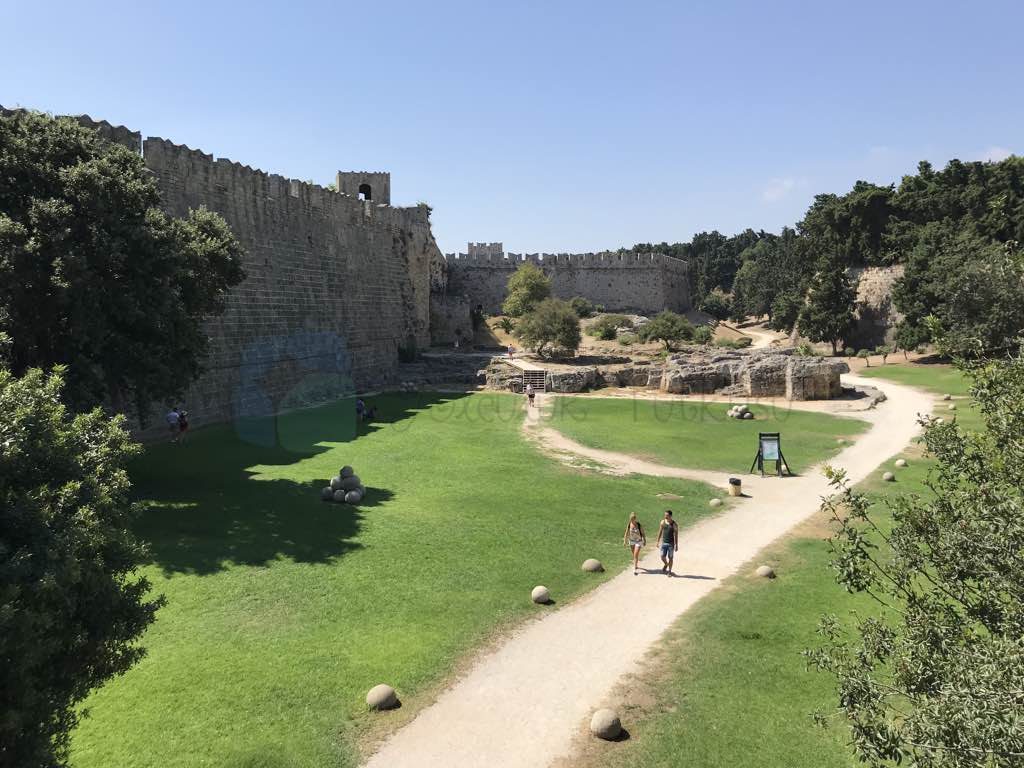 Old Town Surları