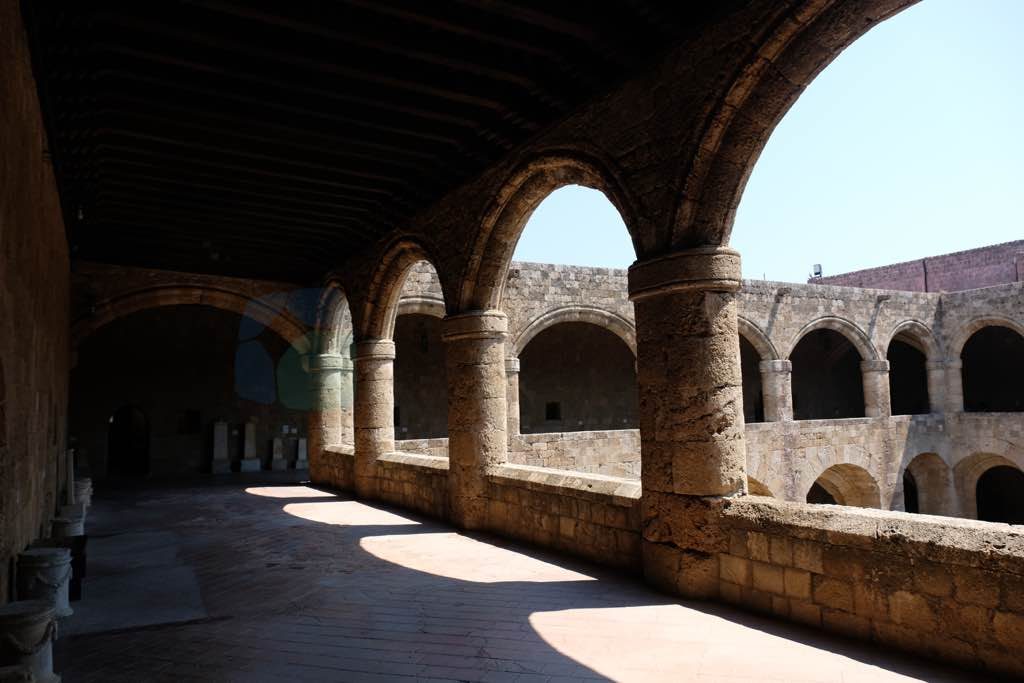 Rodos Arkeoloji Müzesi