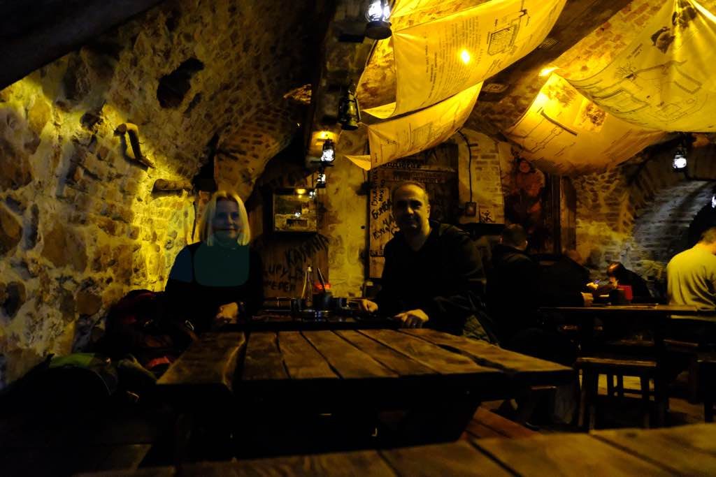 lviv kryivka restoran