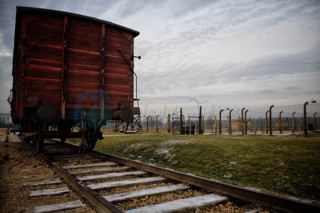 Auschwitz-Birkenau Krakow görülecekler listesinde yer alıyor