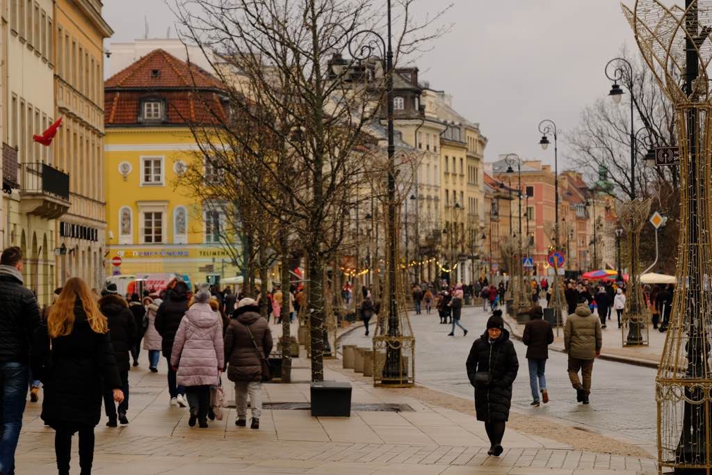Nowy Swiat Varşova nın en ünlü caddesi
