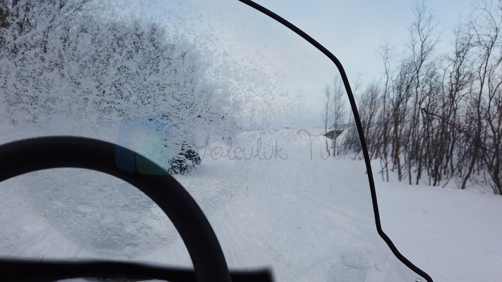 Snowmobile en önemli Lapland aktivitelerinden