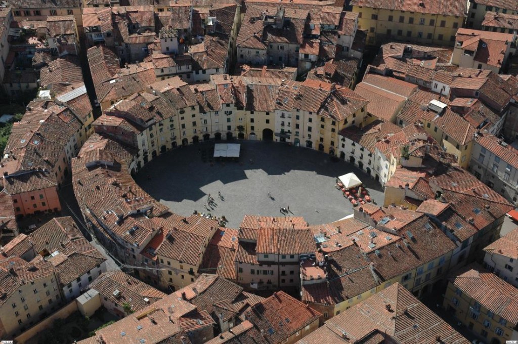 Lucca Gezi Rehberi