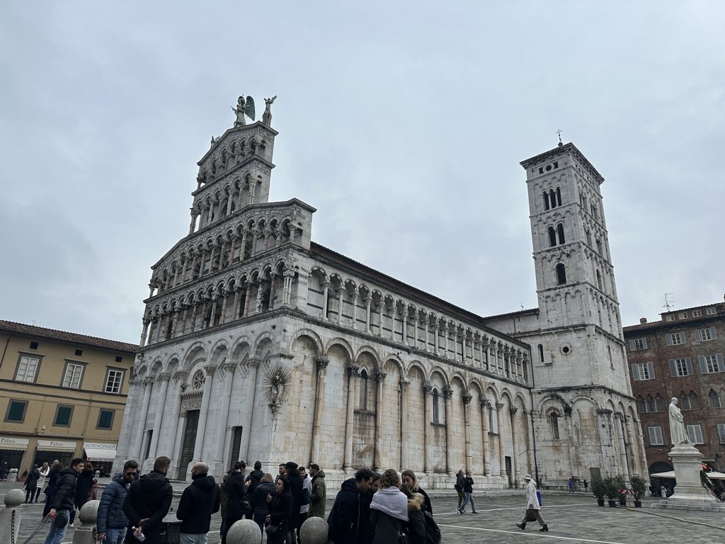 Lucca Gezi Rehberi