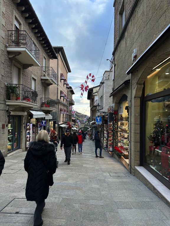 San Marino Gezi Rehberi