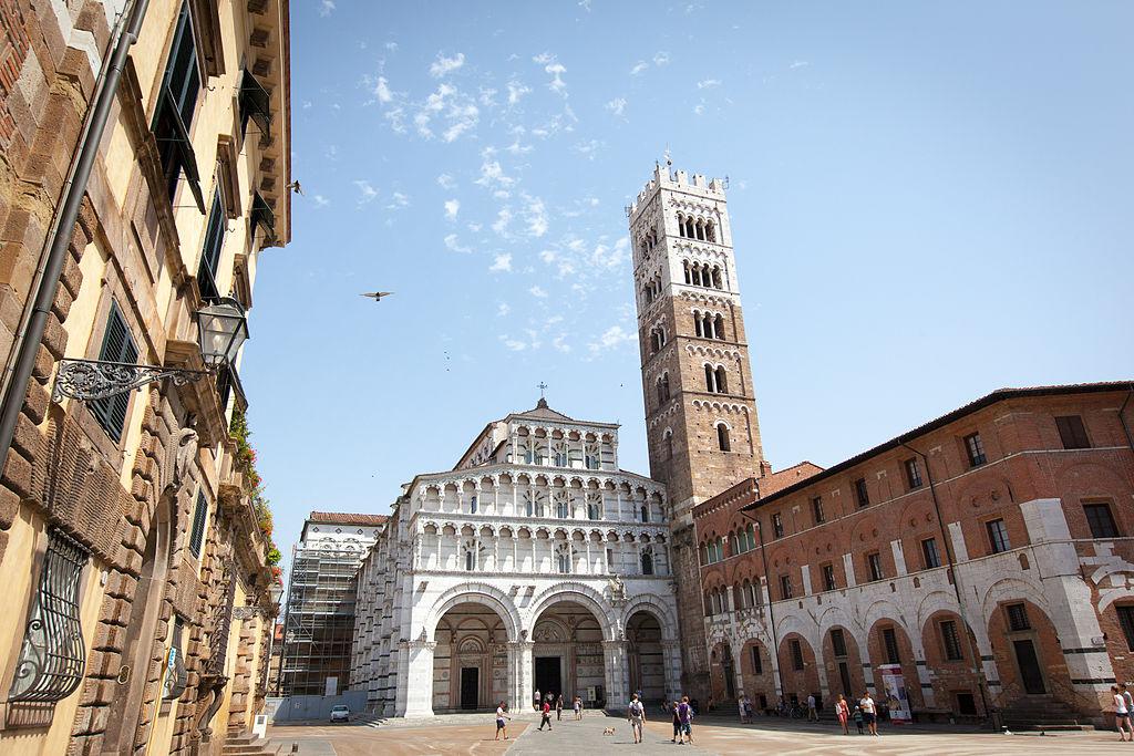 Lucca Gezi Rehberi