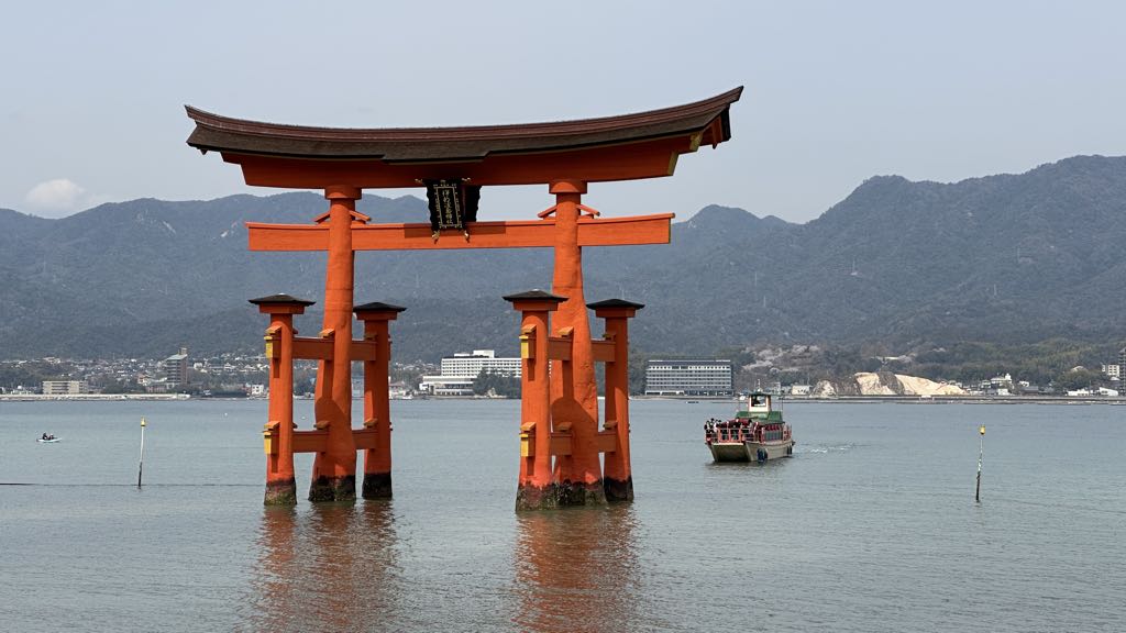 Miyajima Gezi Rehberi